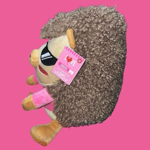 NWT Love Is In The Air Animated Hedgehog 8" Toy Valentines Music Spins Sounds - Picture 3 of 4
